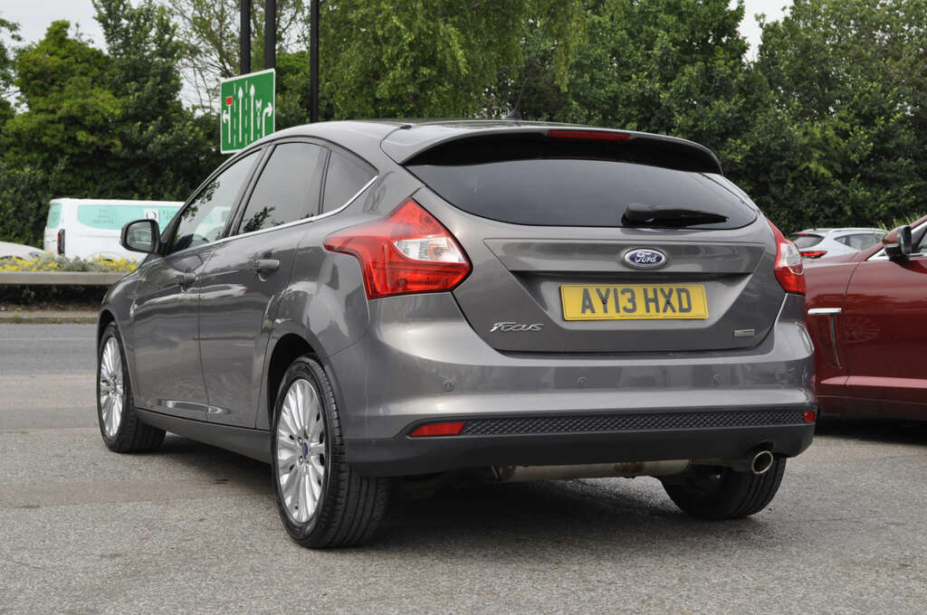 Ford Focus 1.6 Focus Titanium X T AY13HXD Brown #4