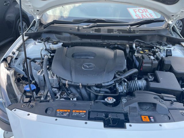 Mazda 2 1.5 E-skyactiv G Mhev Mhev Se-l Hatchback Petr BX22WYJ White #4