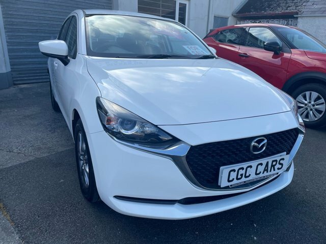 Mazda 2 1.5 E-skyactiv G Mhev Mhev Se-l Hatchback Petr White