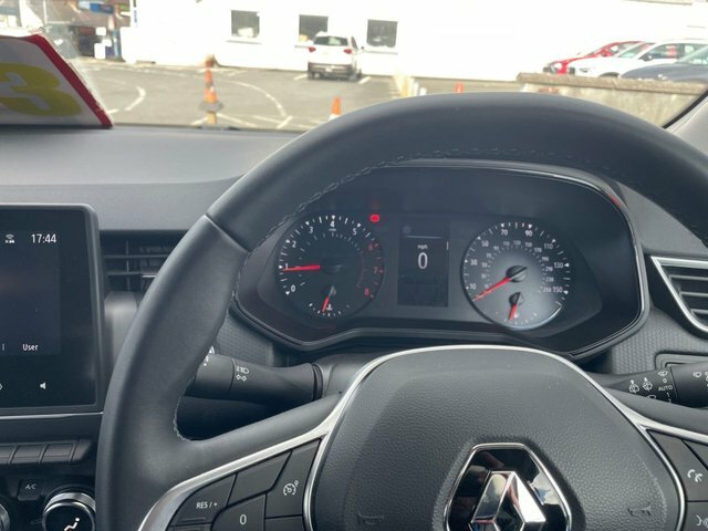 Renault Clio 1.0 Tce Iconic Edition Hatchback AK22HCE Red #4