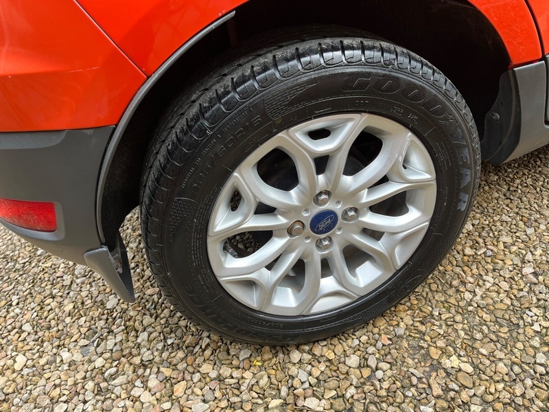 Ford Ecosport Zetec Red #3