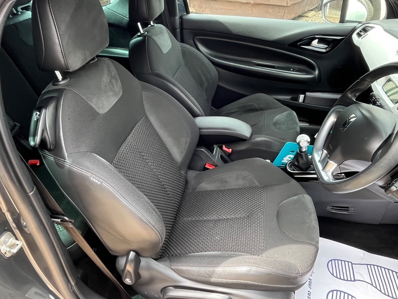 Citroen DS3 Puretech Dstyle Ice S Grey #4