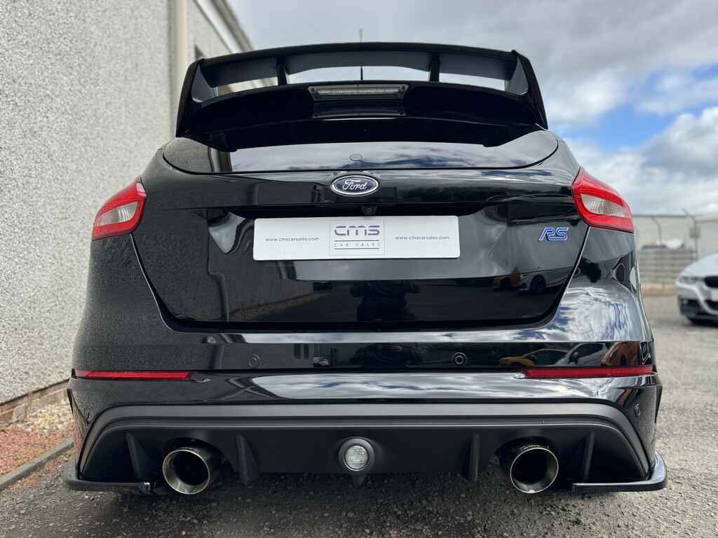 Ford Focus Hatchback 2.3 T Ecoboost Rs 2016 GY66XSF Black #3