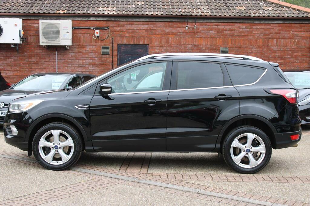 Ford Kuga Suv 1.5 Tdci Titanium Euro 6 Ss 201717 SC17GLK Black #5