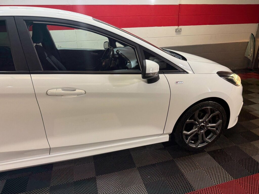 Ford Fiesta 1.0T Ecoboost St-line Euro 6 Ss PN18LXM White #4