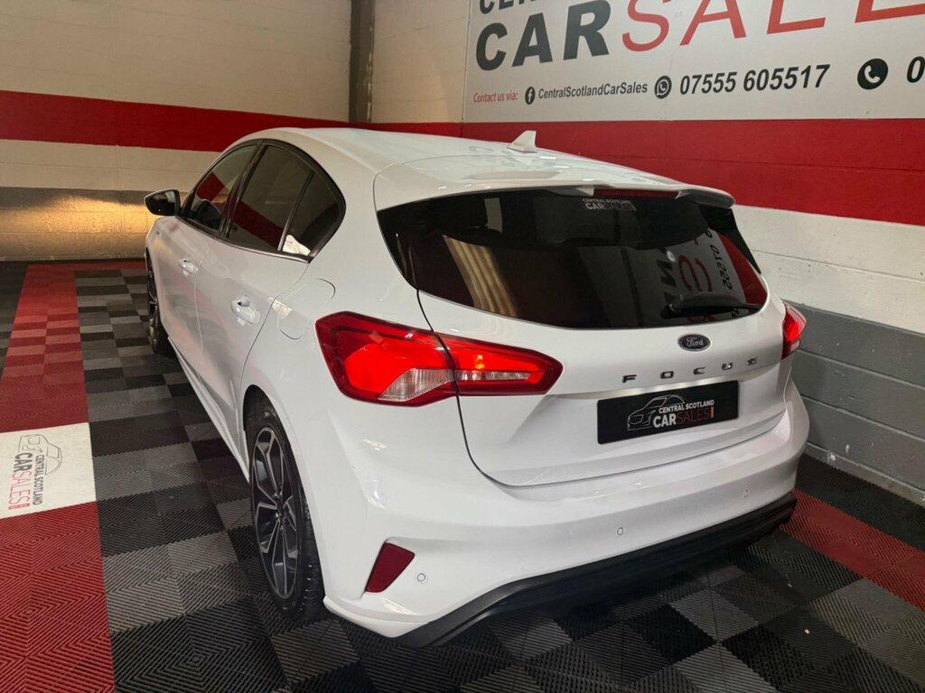 Ford Focus 1.0T Ecoboost St-line X Euro 6 Ss ML19OYK White #4