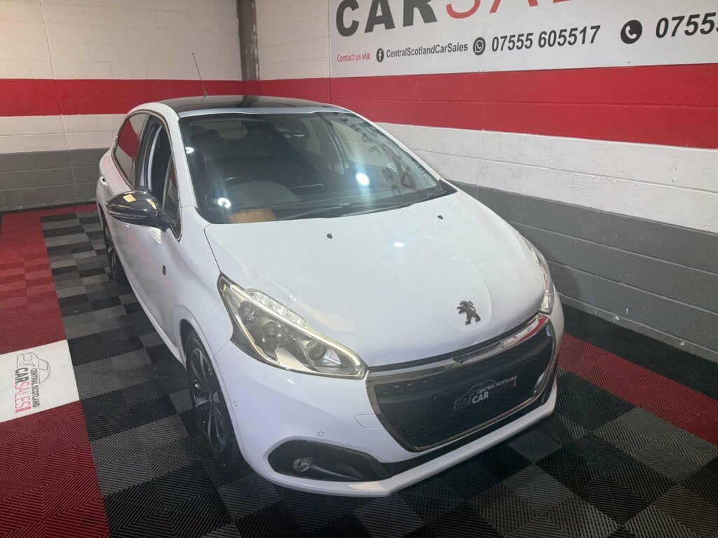Peugeot 208 1.2 Puretech Tech Edition Euro 6 Ss YB68NKX White #6