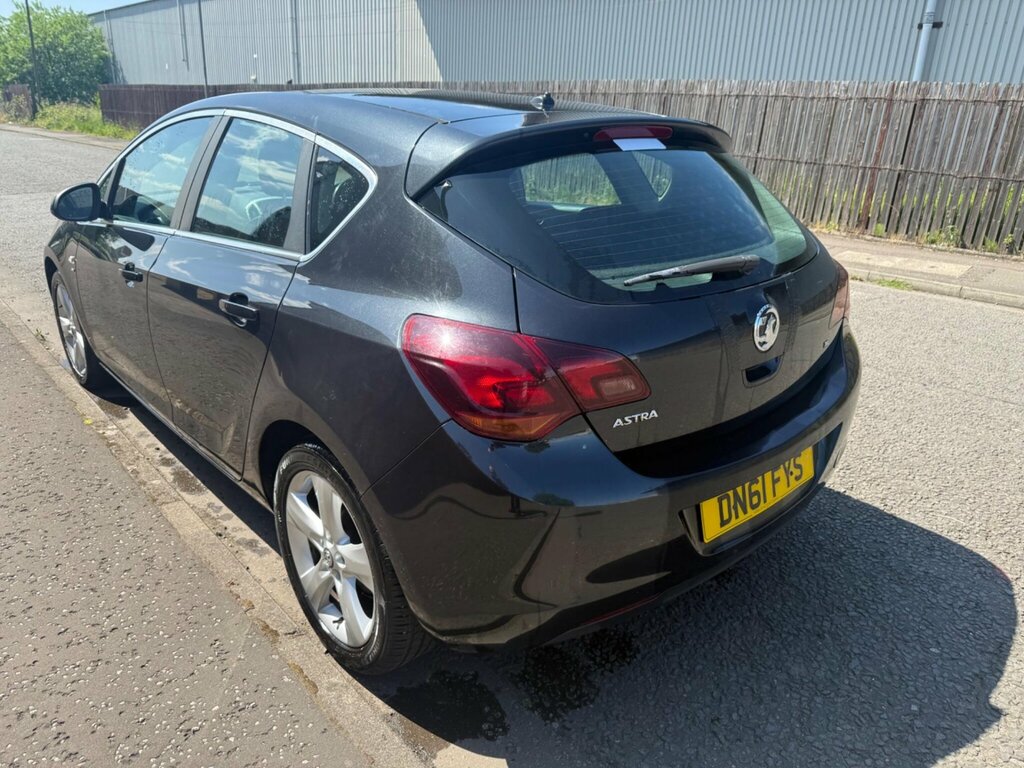 Vauxhall Astra 1.6 16V Sri Euro 5 DN61FYS Black #4