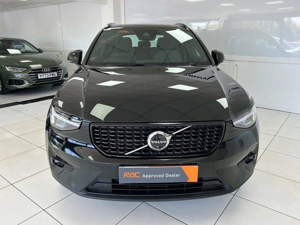 Volvo XC40 1.5H T4 Recharge 10.7Kwh Plus Euro 6 Ss YS23GVN Black #2
