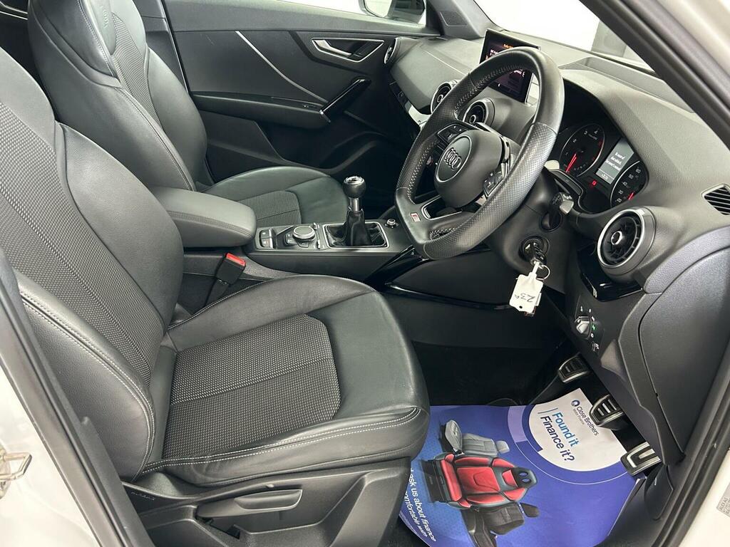 Audi Q2 1.6 Tdi 30 Black Edition Euro 6 Ss VE69BDY White #6