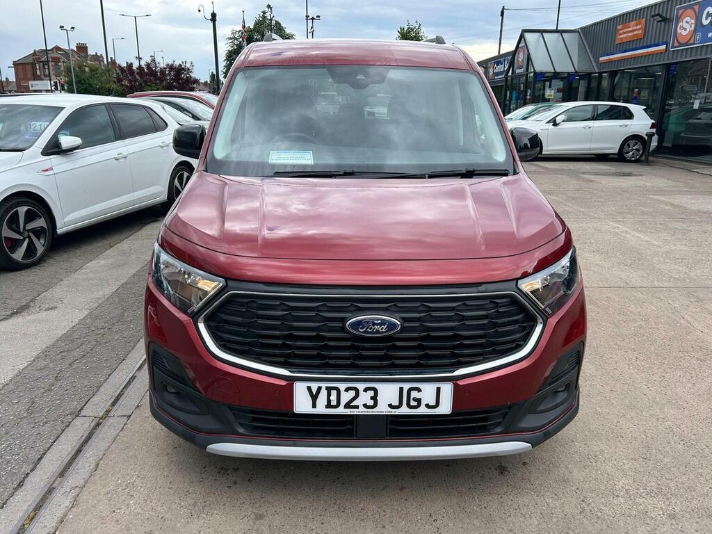 Ford Grand Tourneo Connect 2.0 Ecoblue Active Euro 6 Ss Red #2