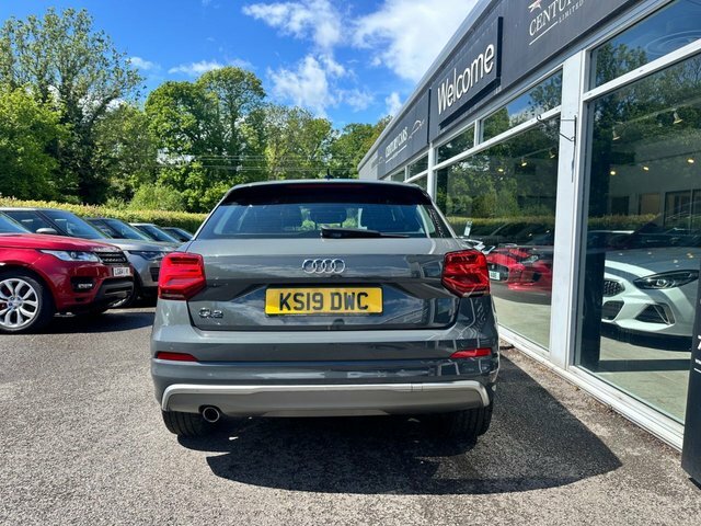 Audi Q2 S Line KS19DWC Black #6