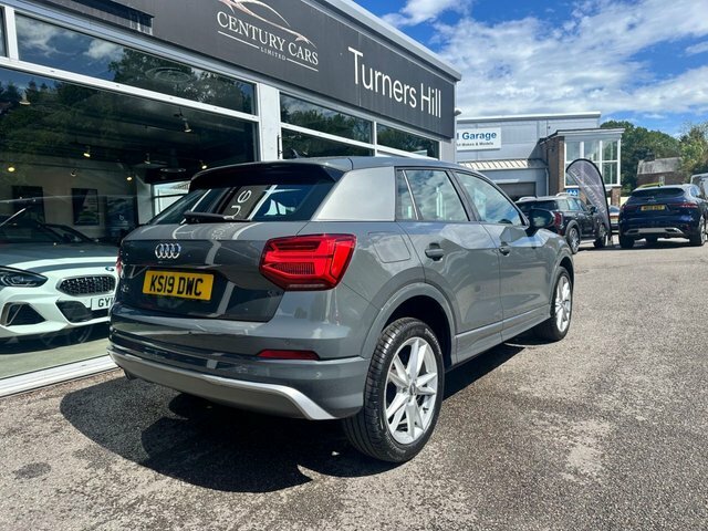 Audi Q2 S Line KS19DWC Black #5