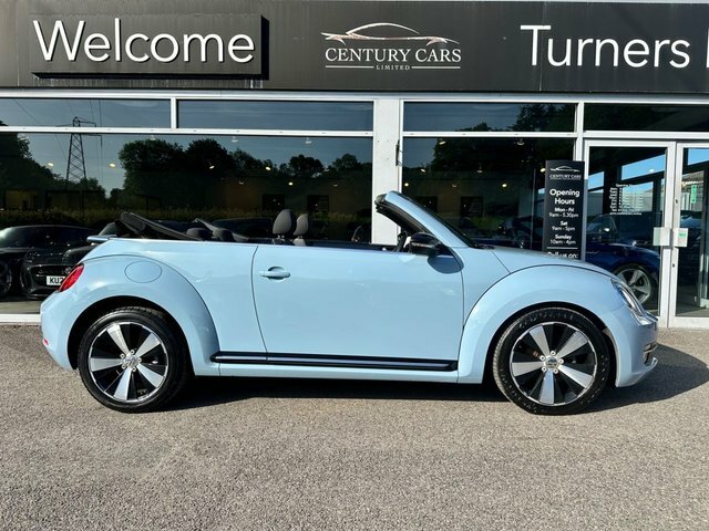 Volkswagen Beetle Convertible Black #4