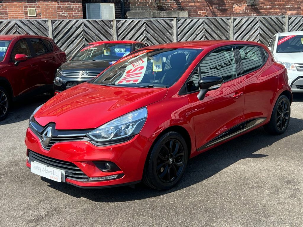 Renault Clio 1.5L Dynamique Nav Red