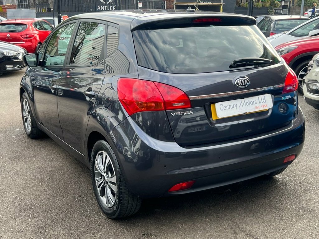 Kia Venga 1.6L 3 Silver #3