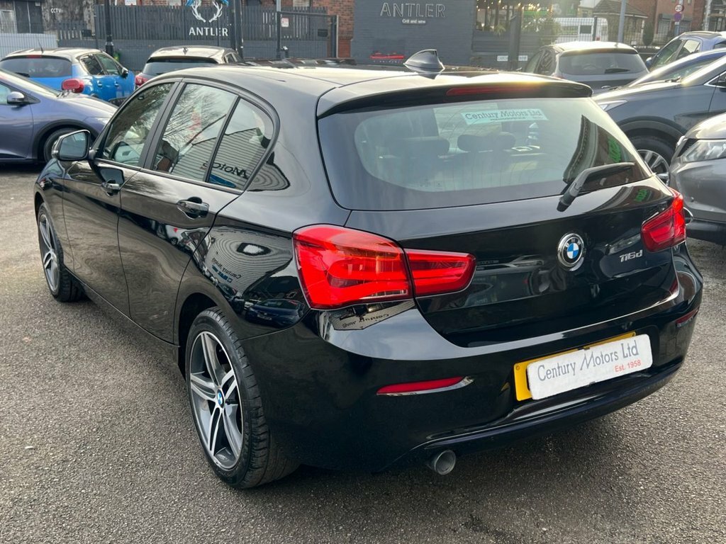BMW 1 Series 1.5L Sport CX68NGZ Black #3