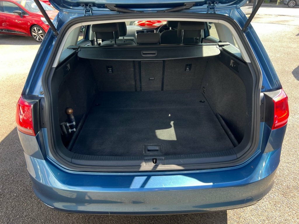 Volkswagen Golf 1L Se Blue #4