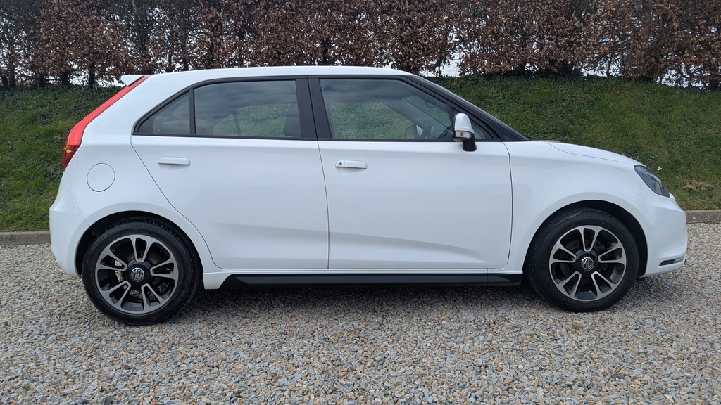 MG MG3 1.5 Vti-tech 3Style BC18UBN White #2