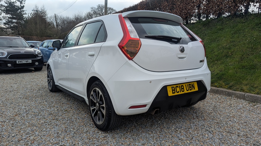 MG MG3 1.5 Vti-tech 3Style BC18UBN White #5
