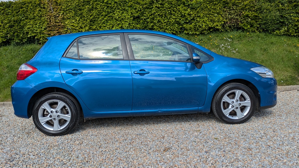 Toyota Auris Tr 1.6   #4