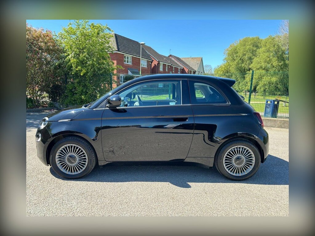 Fiat 500E 42Kwh Icon WV72UTX Black #2
