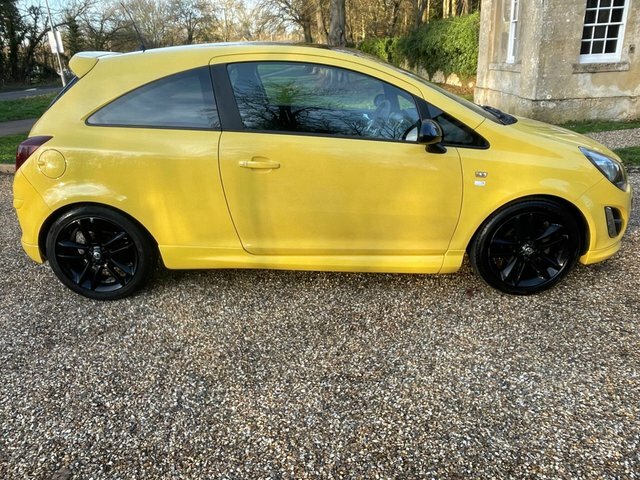 Vauxhall Corsa 1.2 16V Limited Edition Euro 5 White #3
