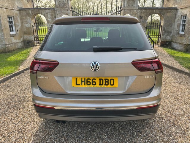 Volkswagen Tiguan 2.0 Tdi Bluemotion Tech Sel Dsg Euro 6 S S LH66DBO Beige #4