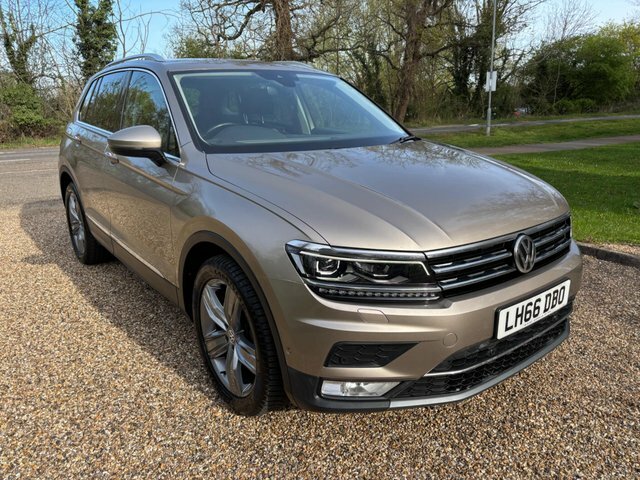 Volkswagen Tiguan 2.0 Tdi Bluemotion Tech Sel Dsg Euro 6 S S Beige