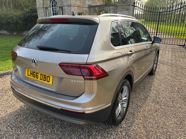 Volkswagen Tiguan 2.0 Tdi Bluemotion Tech Sel Dsg Euro 6 S S LH66DBO Beige #3