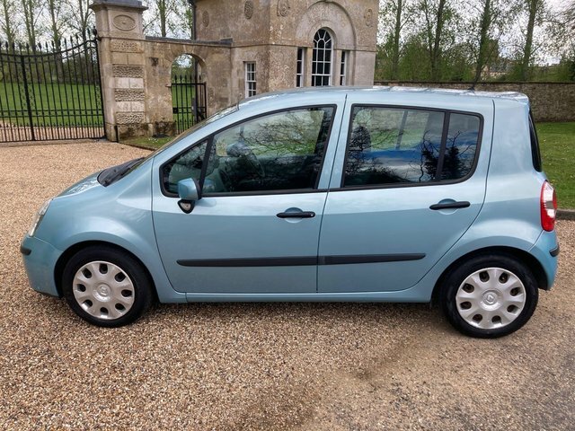 Renault Modus 1.4 16V Privilege Blue #7