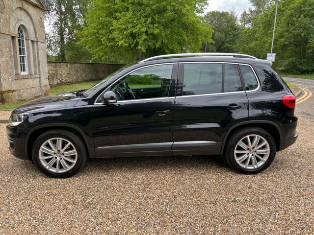 Volkswagen Tiguan 2.0 Tdi Bluemotion Tech Match Edition 2Wd Euro 6 VK16LMF Black #6