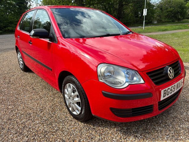 Volkswagen Polo 1.2 E Red