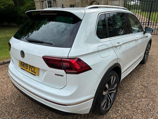 Volkswagen Tiguan 2.0 Tdi R-line Dsg 4Motion Euro 6 S S KR19YCL White #4