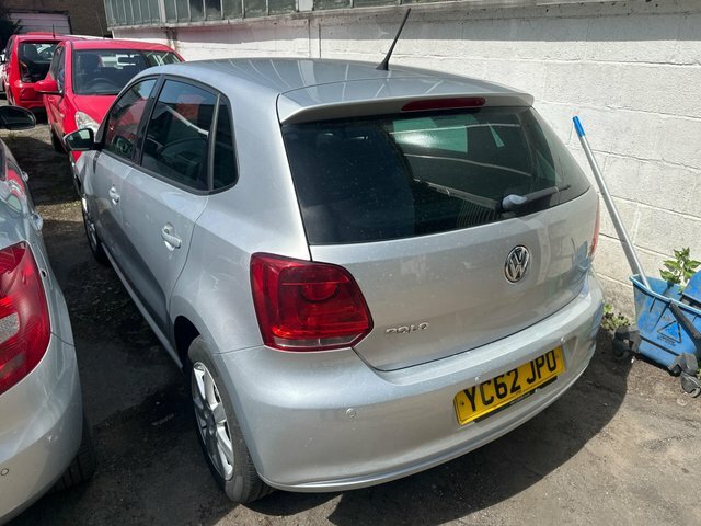 Volkswagen Polo 1.2 Match Euro 5 Silver #2