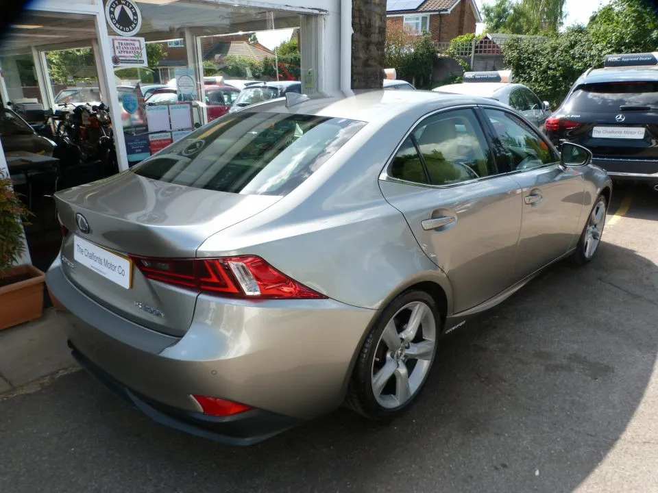Lexus IS 2.5 300H Premier Silver #3