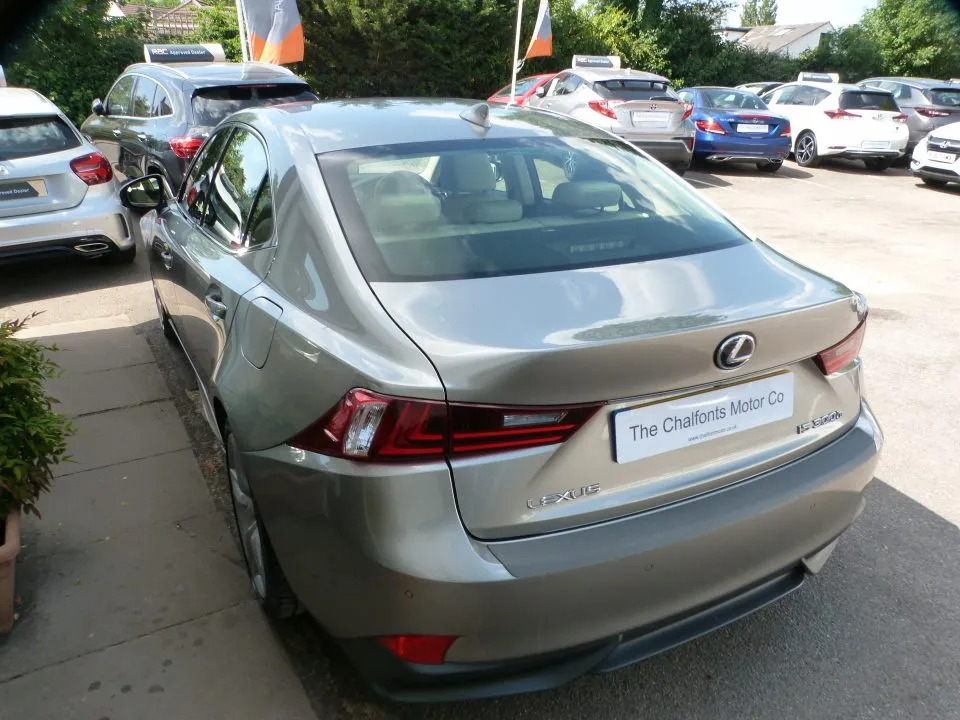 Lexus IS 2.5 300H Premier Silver #2