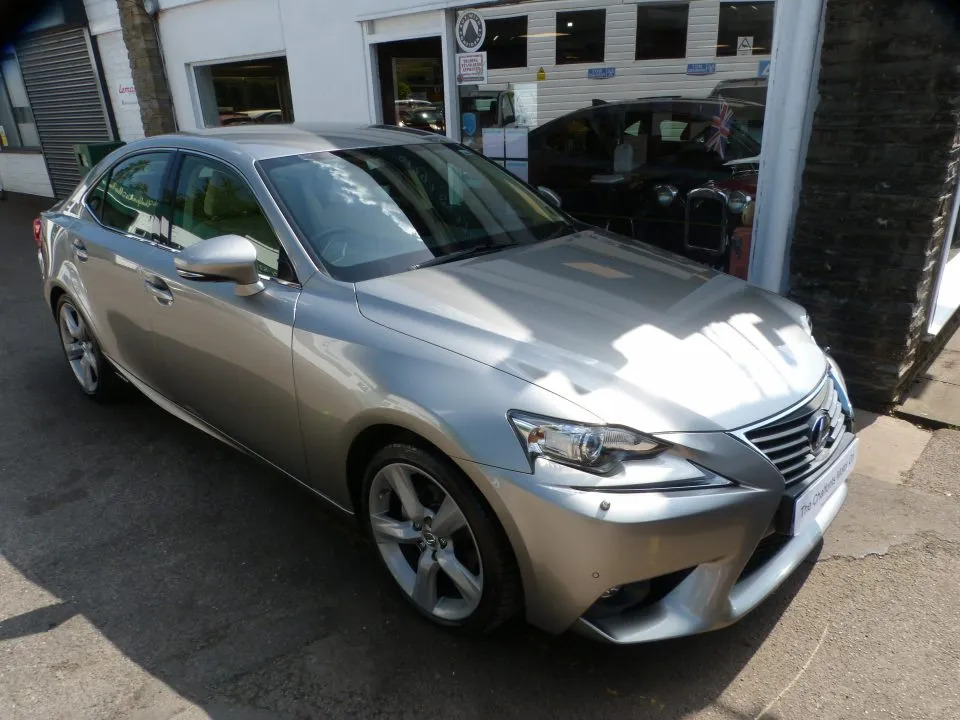 Lexus IS 2.5 300H Premier Silver #4