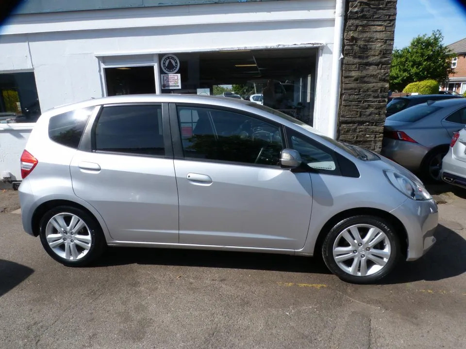 Honda Jazz 1.4 Es Plus Vtec Silver #5