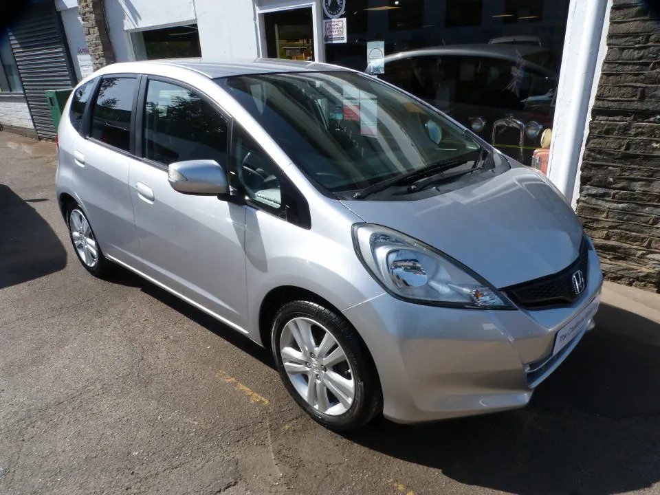 Honda Jazz 1.4 Es Plus Vtec Silver #6