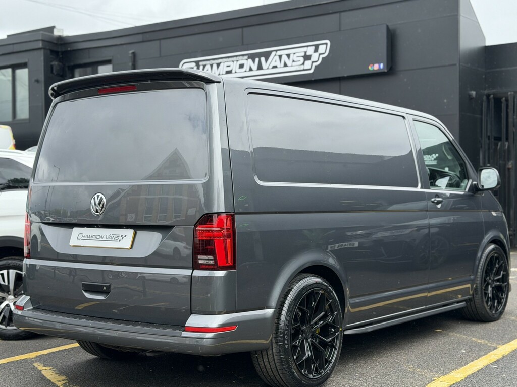 Volkswagen Transporter 2.0 Tdi T28 Highline YM22BHA Grey #2