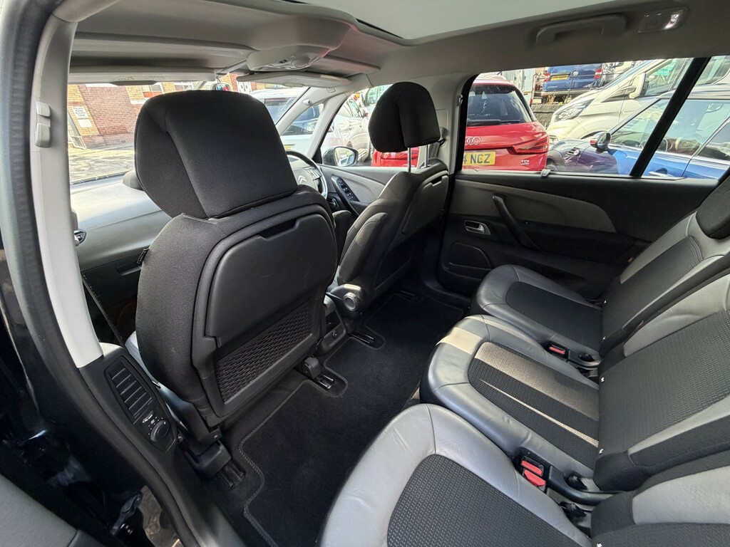 Citroen Grand C4 Picasso 2.0 Bluehdi Flair Black #4