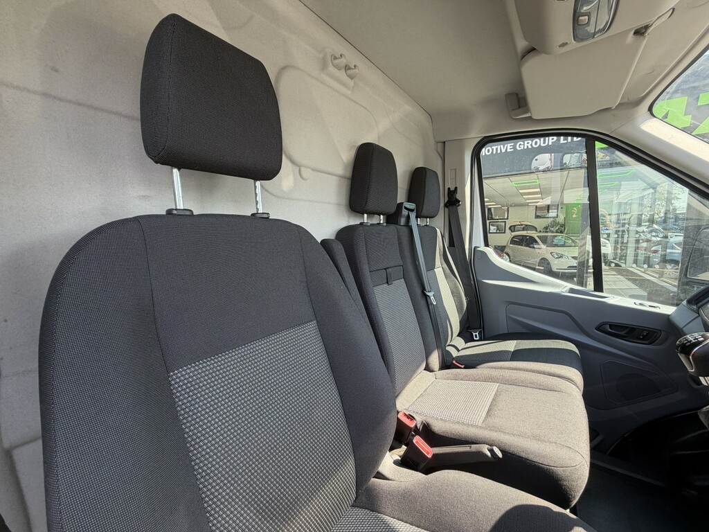 Ford Transit Custom 2.2 Tdci 350 VFZ3348 White #5