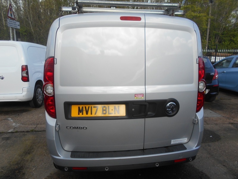 Vauxhall Combo L1h1 2000 Sportive Cdti Silver #4