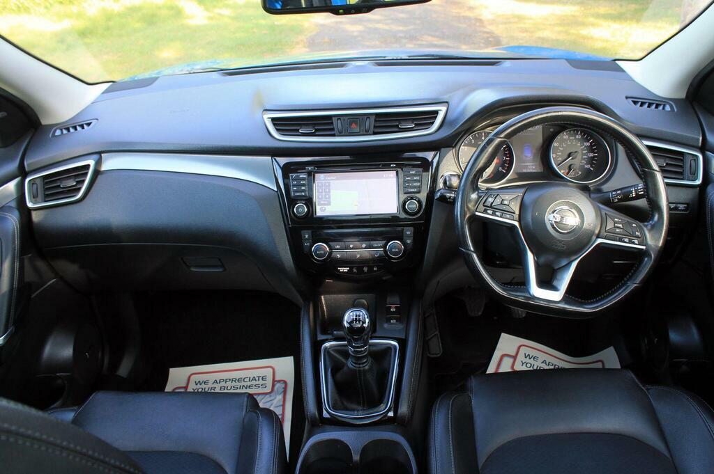 Nissan Qashqai 2017 Nissan Qashqai 1.6 Dig-t Tekna Suv DK67ZVE Blue #3