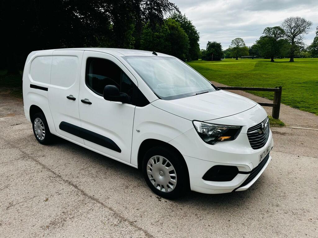 Vauxhall Combo 1.5 Turbo D 2300 Sportive L2 H1 Euro 6 DV71UAG White #2