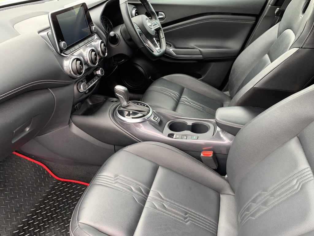 Nissan Juke 1.6 Tekna Suv Hybrid Euro 6 143 P KR73SXL Silver #2