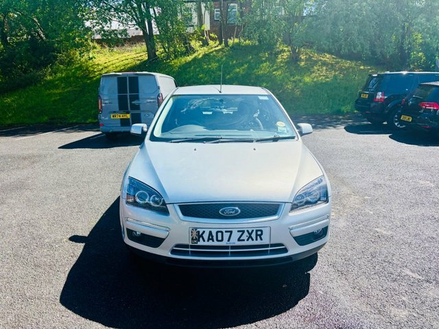 Ford Focus 2007 1.6 Style Hatchback 159 G Silver #2