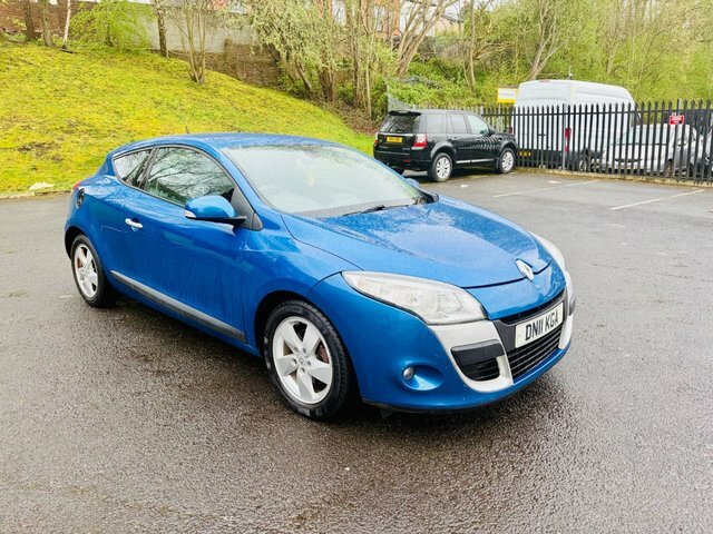 Renault Megane 2011 1.6 16V Dynamique Tomtom Coupe Man Blue