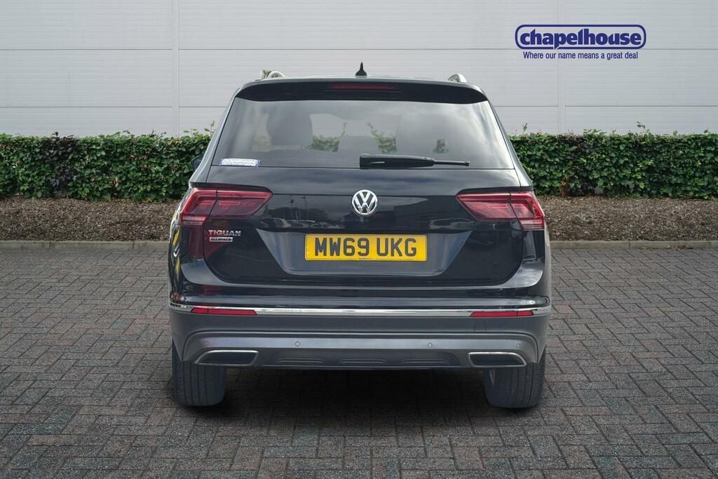 Volkswagen Tiguan Allspace Allspace Sel Tdi 2.0 Black #4